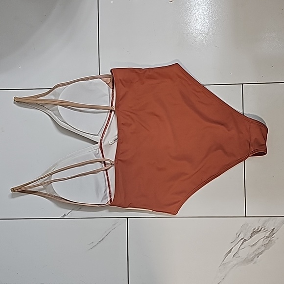 Color Block Swimsuit - Picture 2 of 2